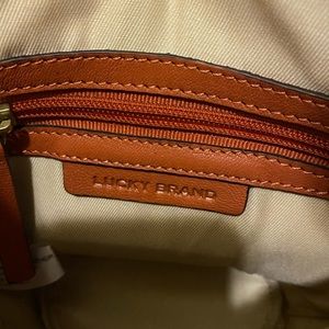 Lucky brand purse